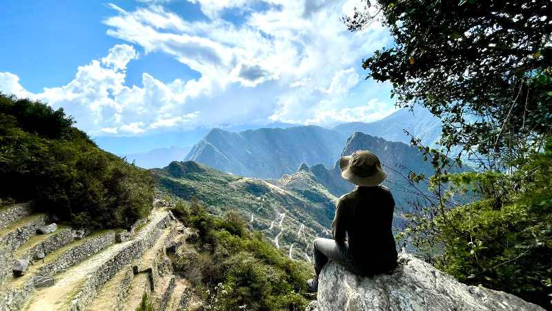 Experience the mystical beauty and inspiring history of Machu Picchu with our full-day group tour. Departing from Cusco, this tour offers a once-in-a-lifetime opportunity to explore one of the New Seven Wonders of the World.